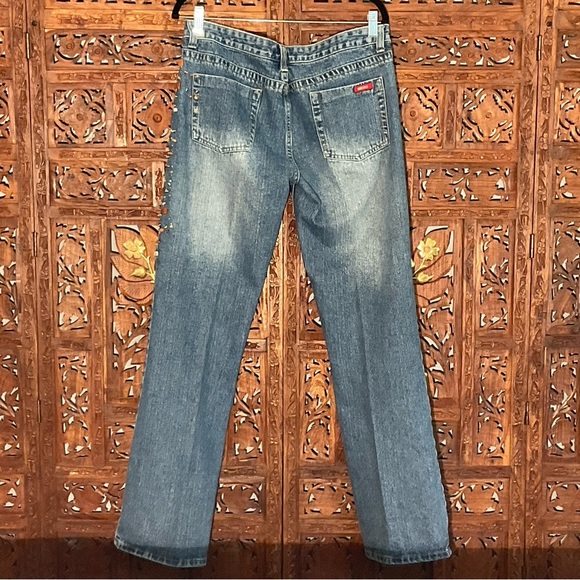 Guess Size 31 Ladies Straight Leg, Medium Wash, Faded, Embellished Jeans - Picture 15 of 16